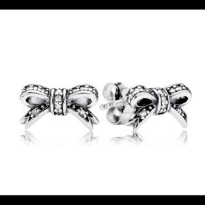 PANDORA Sparkling Bow Earrings